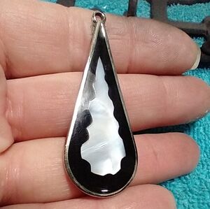 Elegant Black Enamel White Mother of Pearl Inlay Silver Teardrop Pendant vintage